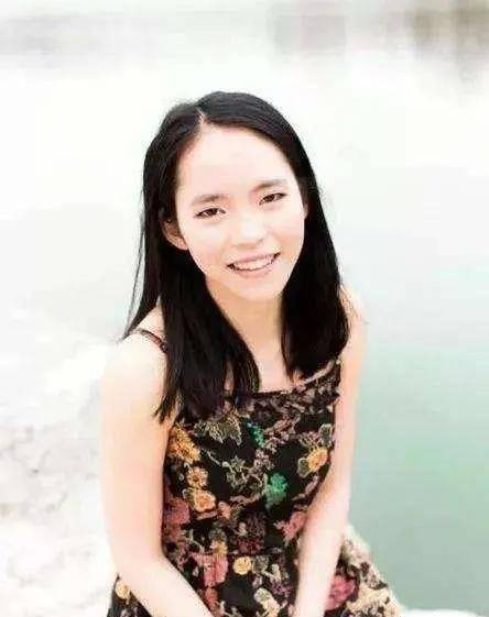 生父苦寻未果,找到时女儿已考入世界名校_梁华_养父母_梁晶