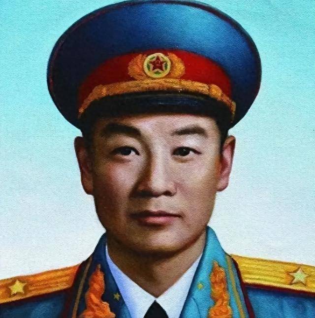 "他是至今健在的开国将帅之一,今年105岁了_文击_将军_炮兵部队
