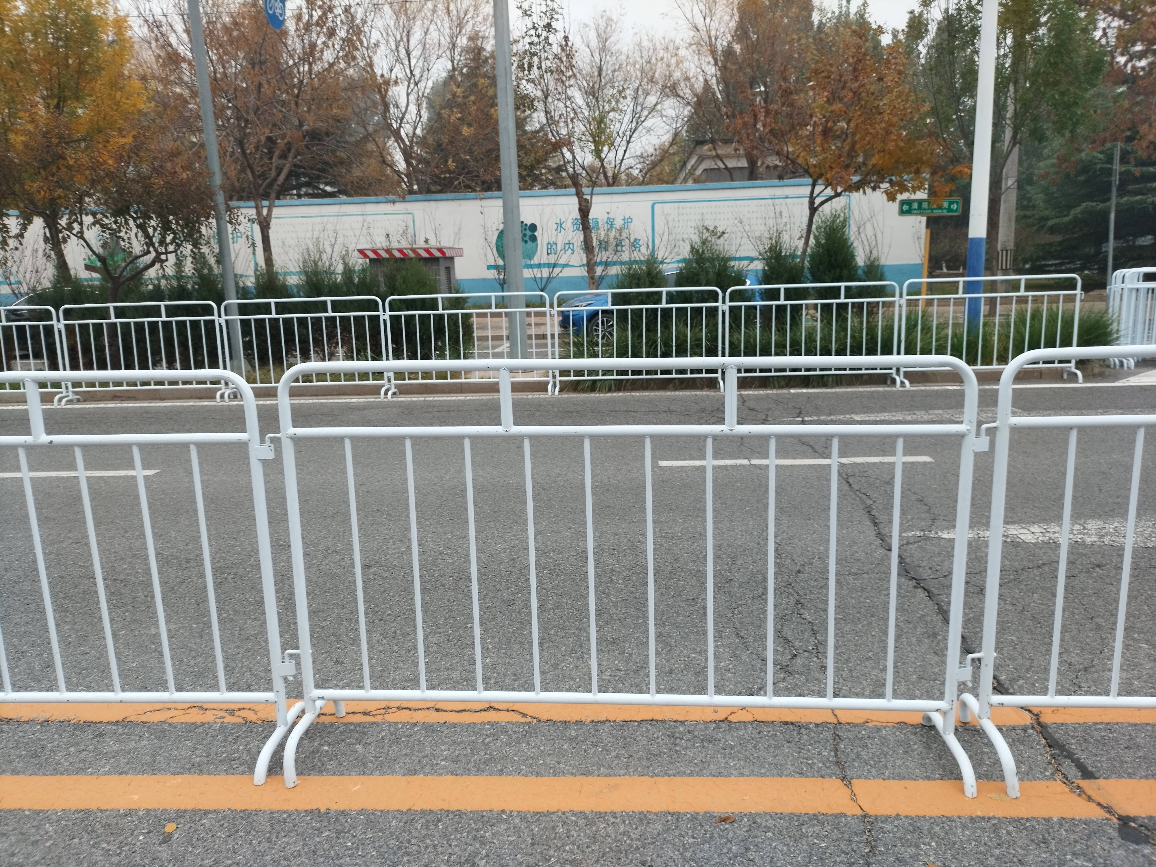 铁马护栏a京津冀铁马护栏有哪些用途?