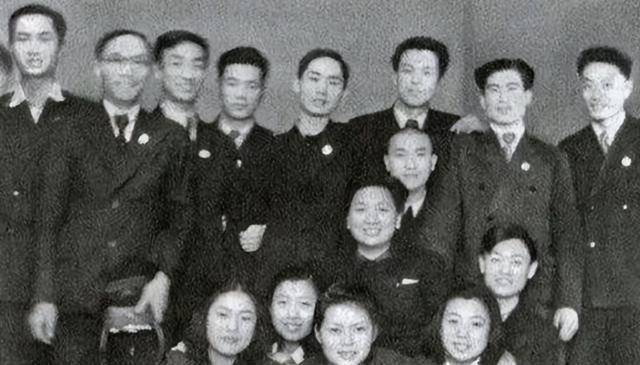 高岗长子高毅:和妻子在家里交流只说俄语,一生不得意却知足感恩