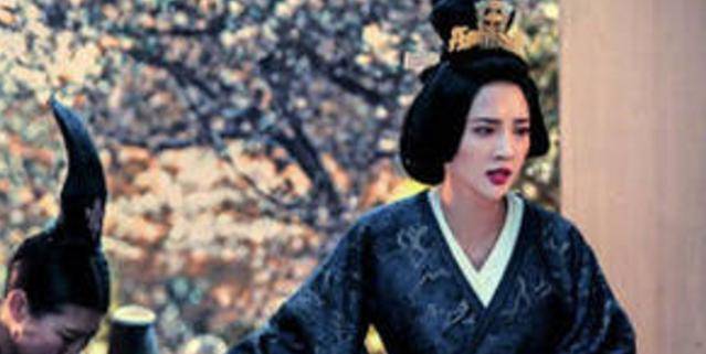 她父母双亡沦为婢女,却逆袭为曹魏第一皇后,曹丕因她赐死甄宓!