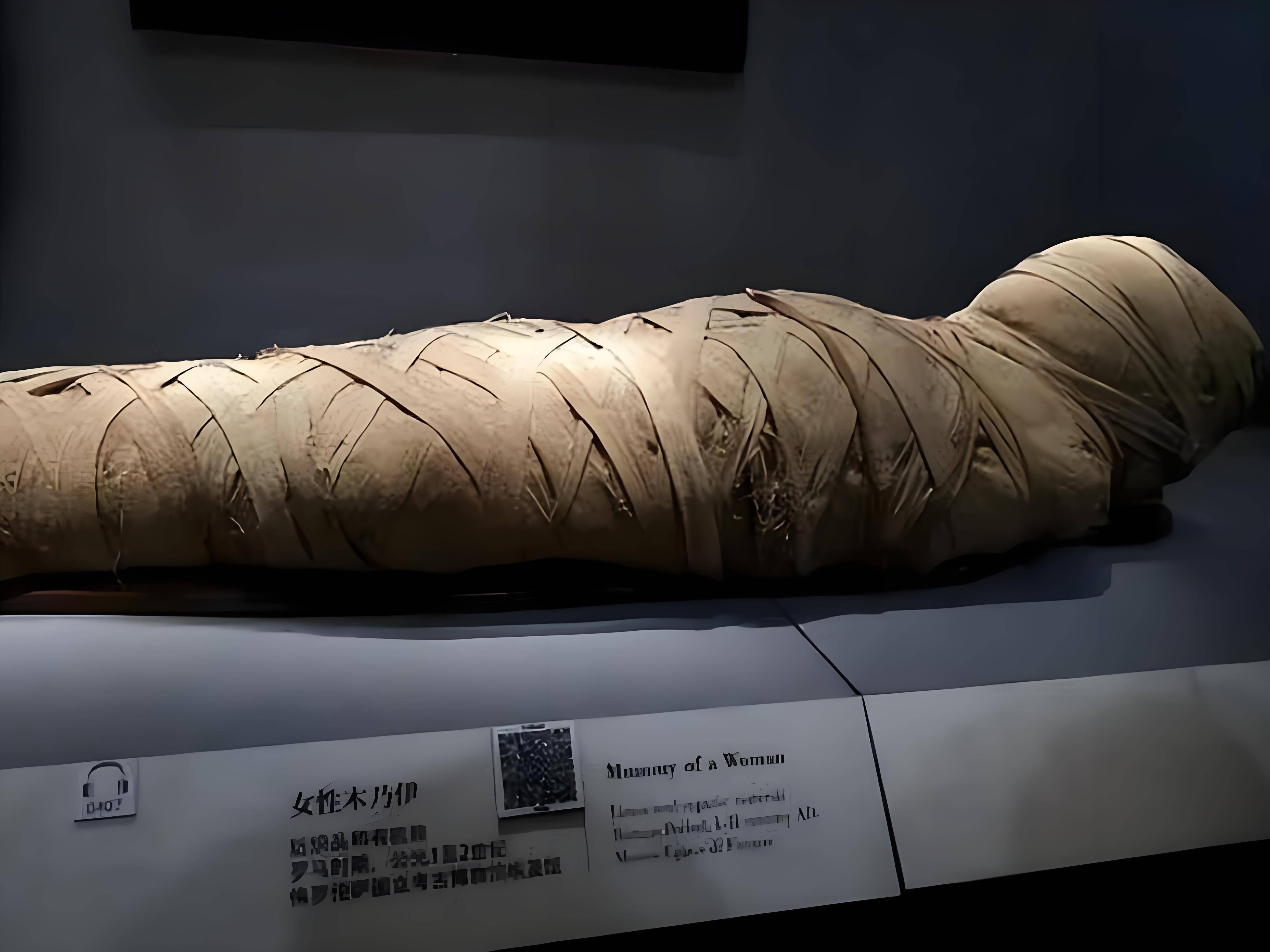 冰封的奇迹:女木乃伊产下活婴,生命的顽强令人震惊!