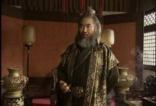 林平之的外公金刀王元霸威震洛阳,为什么不替自己女儿女婿报仇?