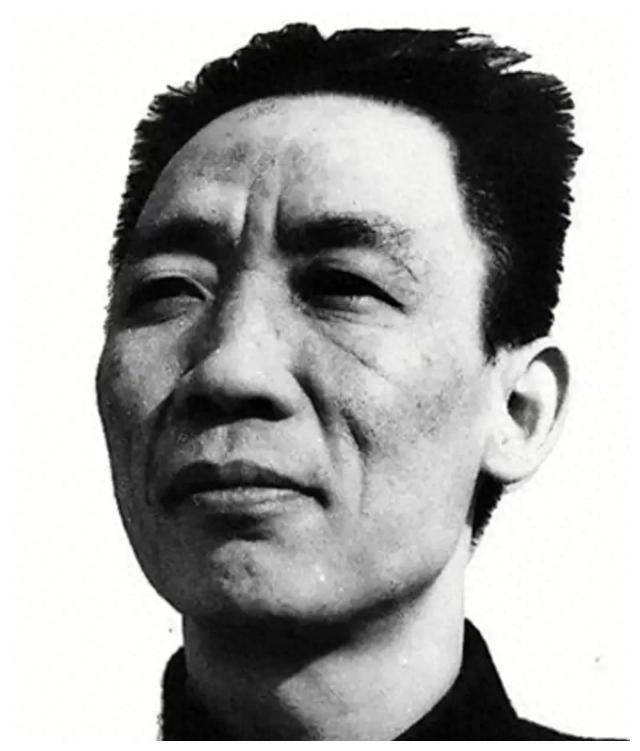 西安解放后，成立西安市领导班子，贾拓夫领衔，6位常委都有谁？_工作_中央_张经武