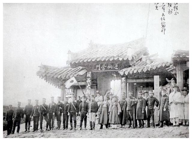 揭秘金日成上位内幕，一脚踹掉竞争对手！_曹晚植_苏联_日本