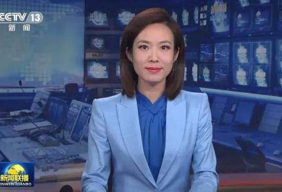 新闻联播主持人一个月挣多少钱(新闻联播主持人一个月挣多少钱啊)