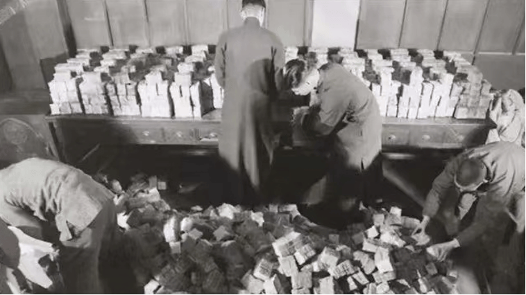 1949年蒋介石败退台湾,带走了多少财富?