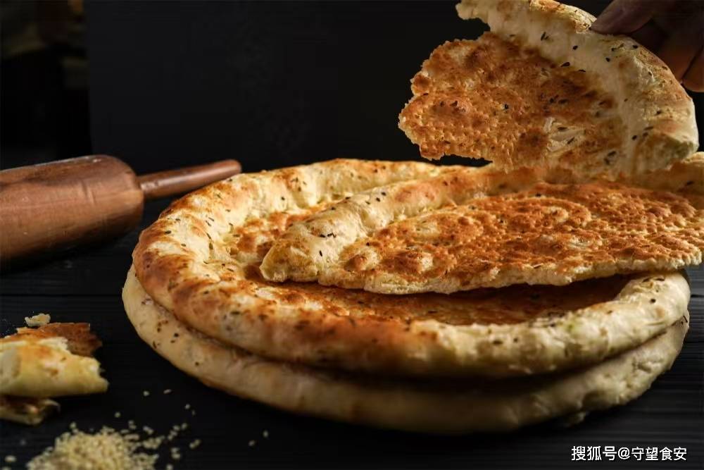 新疆食文化：馕_烤制_窝窝_面团
