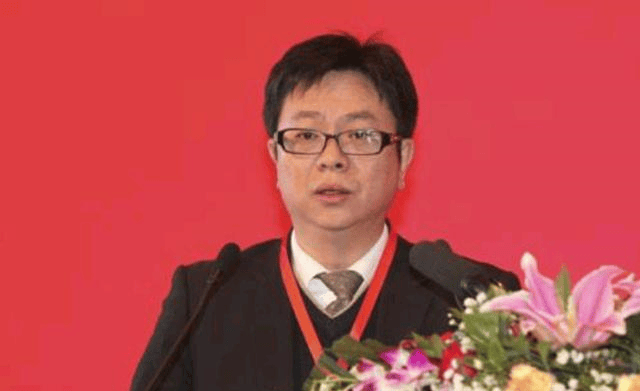 原创他53岁任上海外国语大学校长,曾任北京大学副校长,今年57岁