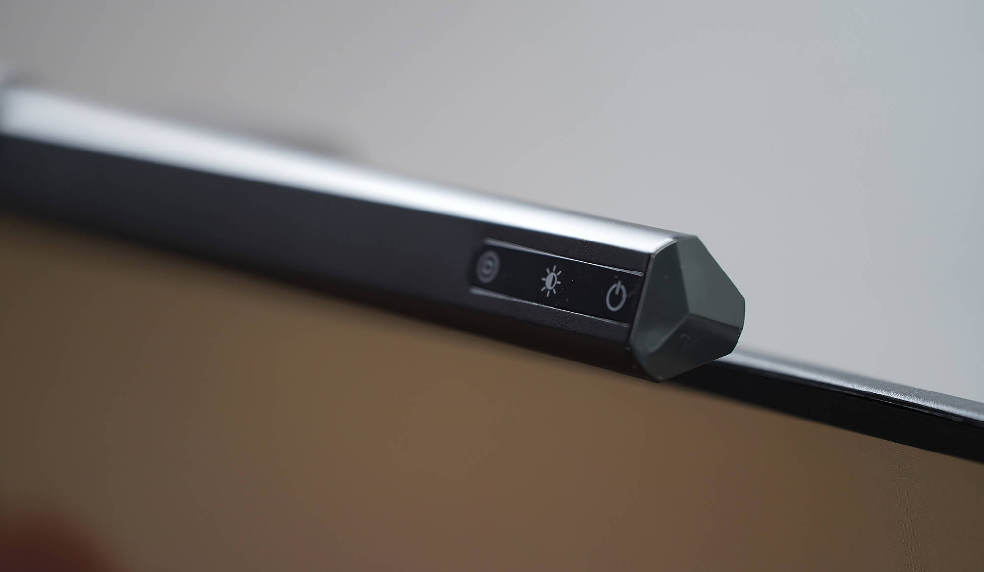 你的桌面由我照亮——书客SKR1屏幕挂灯守护你的视力健康