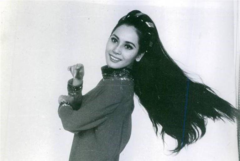 黛薇夫人:22岁与开国总统结婚,1970年总统离世后活出自我