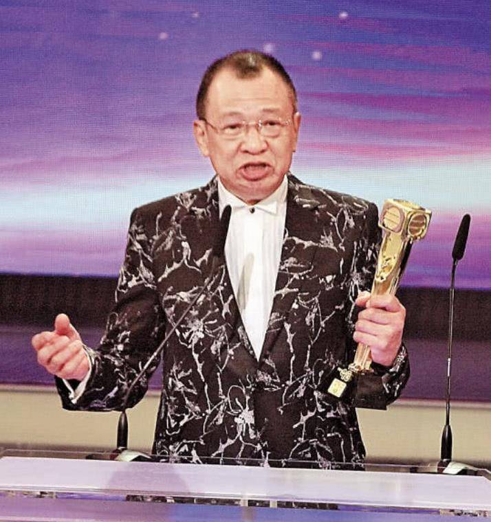 那是由于鲁迅夫人许广平的缘故,按许氏家谱来看,许绍雄竟然是许广平的