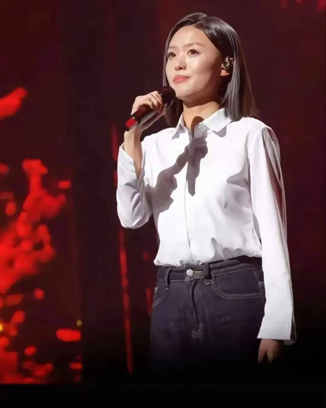 廖昌永问徐子尧:武汉演唱会前夕有没有去看樱花?徐子尧回复搞笑