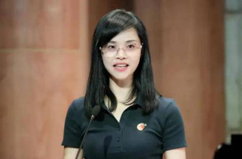 武汉美女局长肖敏才貌双全履历不凡年纪轻轻官至正处级