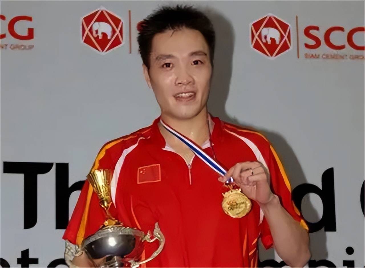 陈宏近况:与高崚分手娶娇妻,是福建羽毛球女队教练,后定居台湾