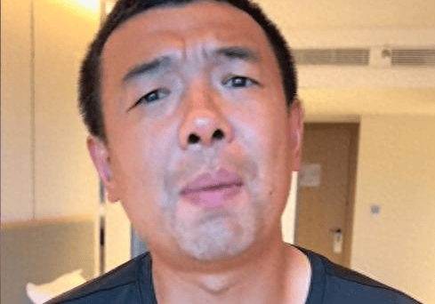 中国男足薪资争议：高薪低能背后的深层问题