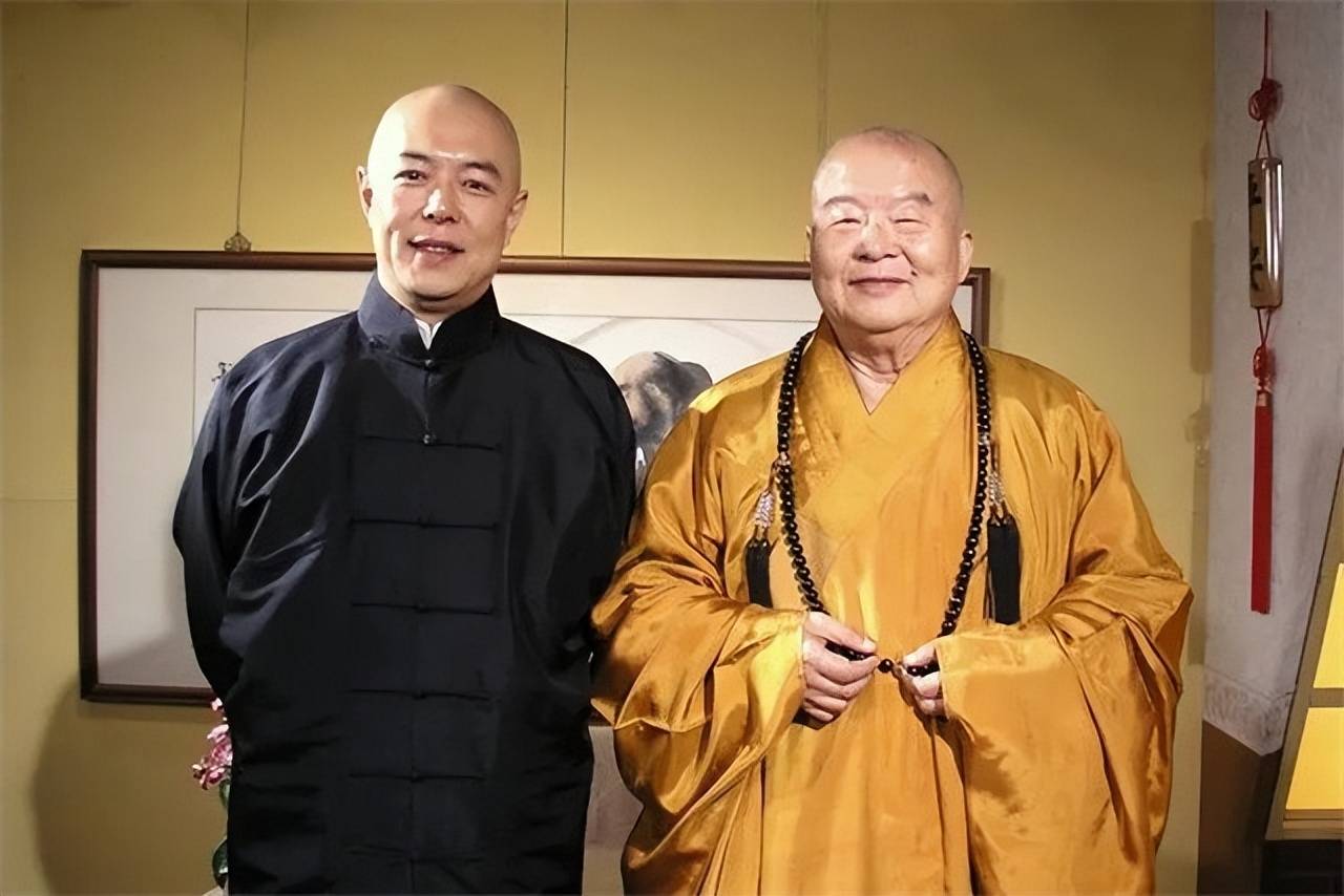 张铁林近况:加入英籍被讽刺,曾出50万让学生打胎,68岁晚节不保