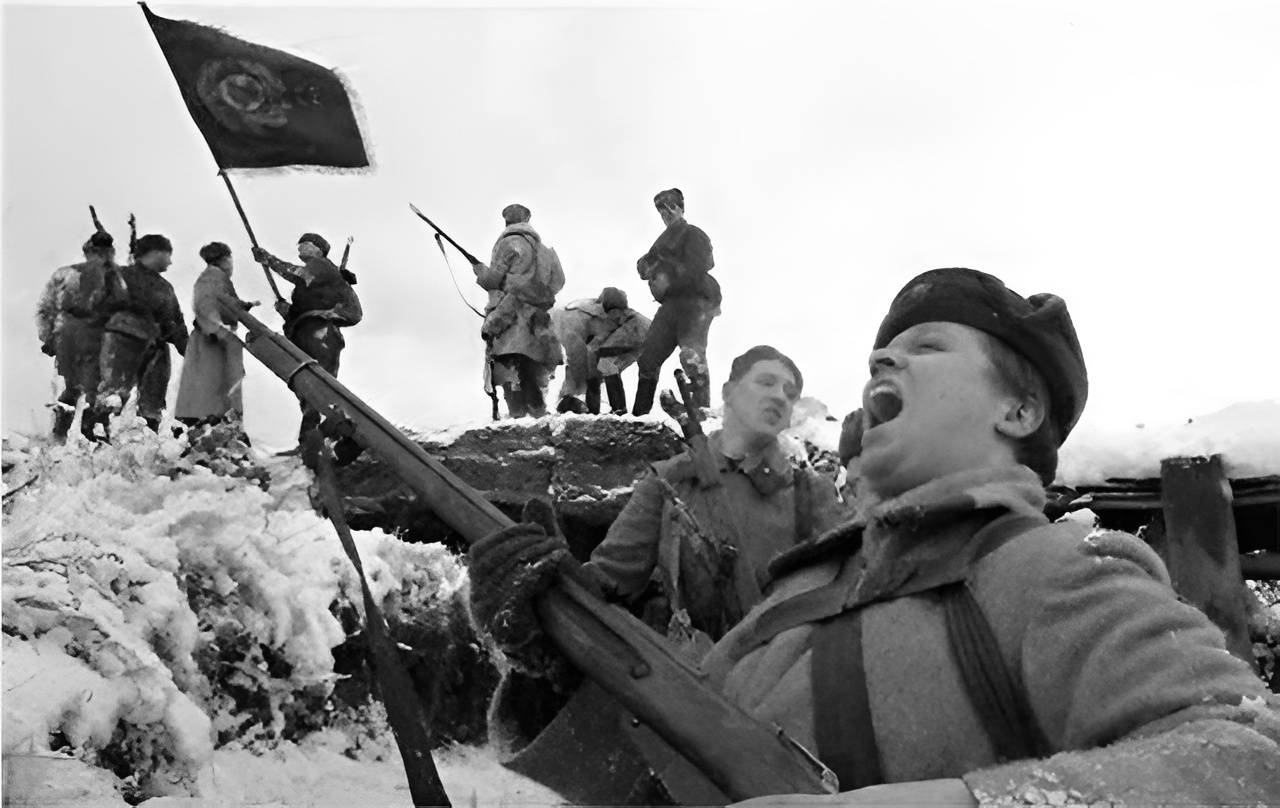 莫斯科保卫战：苏军绝地反击，德军所向披靡的闪电战时代被终结_搜狐网