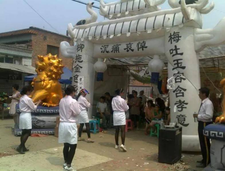 为什么不能睡死人生前睡过的床?不是迷信,越亲近越要忌讳