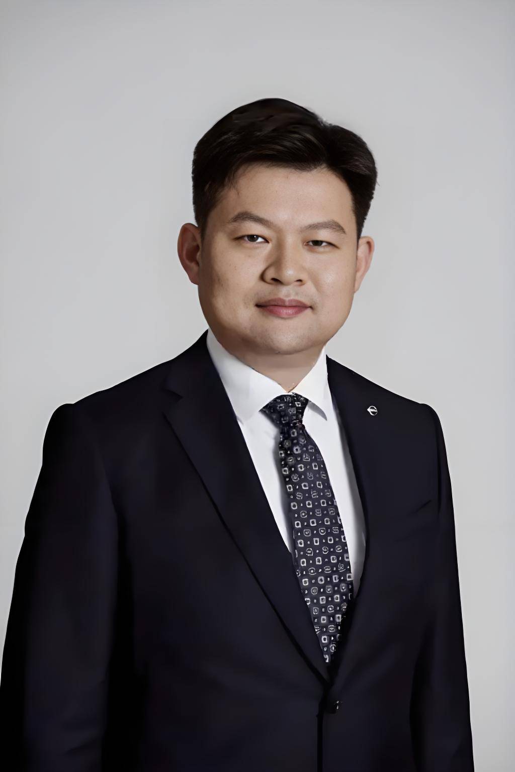 “准80后”周锋任东风汽车集团有限公司副总经理、党委常委_搜狐汽车_搜狐网