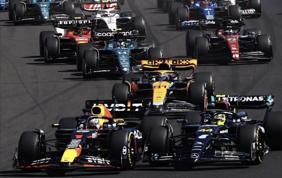 2025年F1比利时大奖赛：斯帕雨战中的策略博弈与车手表现