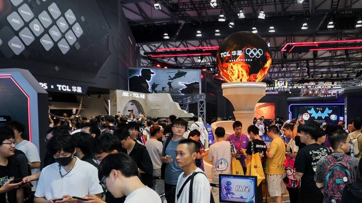 《TCL华星“屏宇宙”进阶亮相ChinaJoy2025，打造电竞显示产业发展新的增长极》