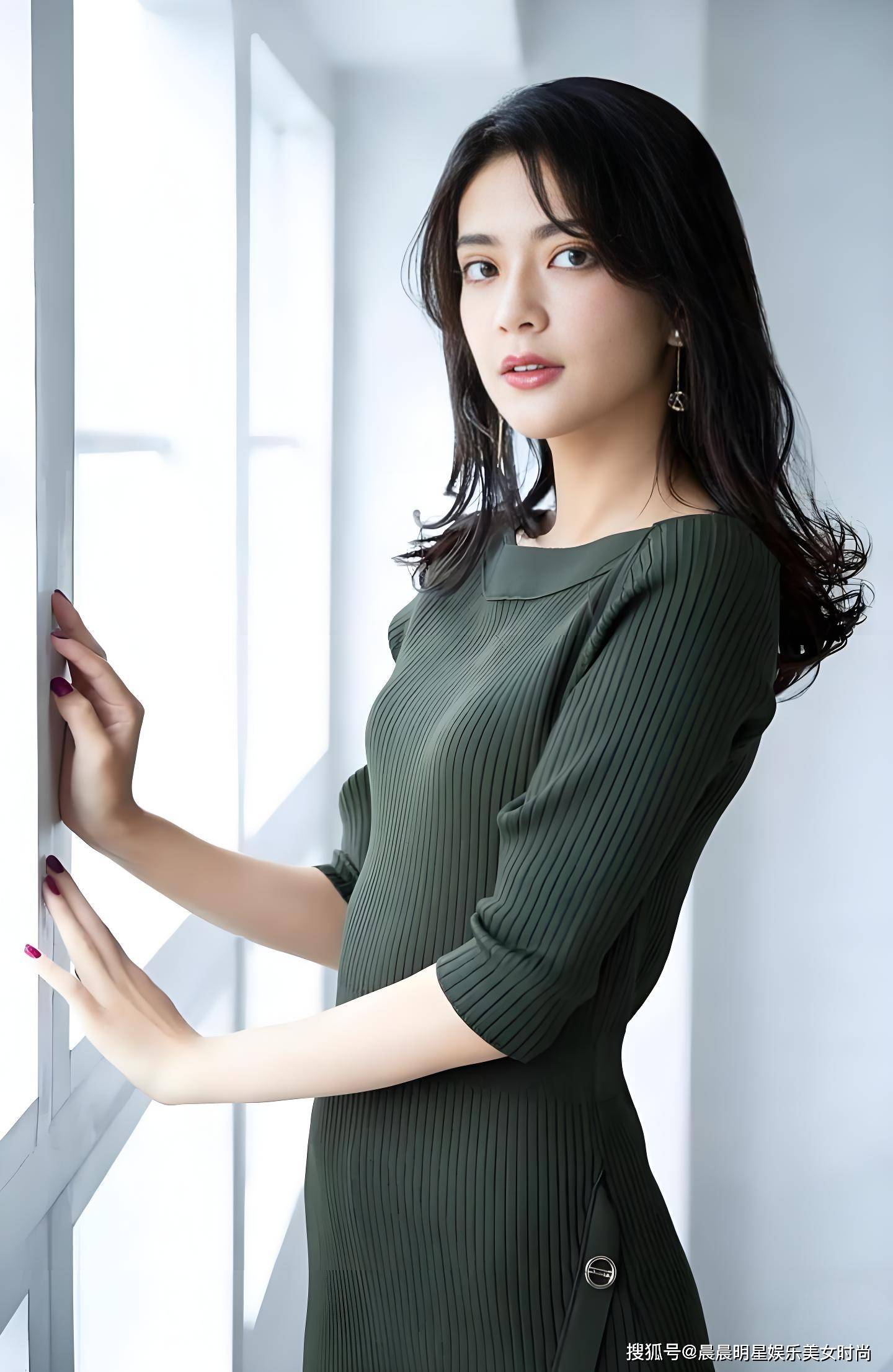 岛国国宝级美女奈月塞娜，从音乐少女到国际女神，她如何逆袭人生？ - 魅力时尚