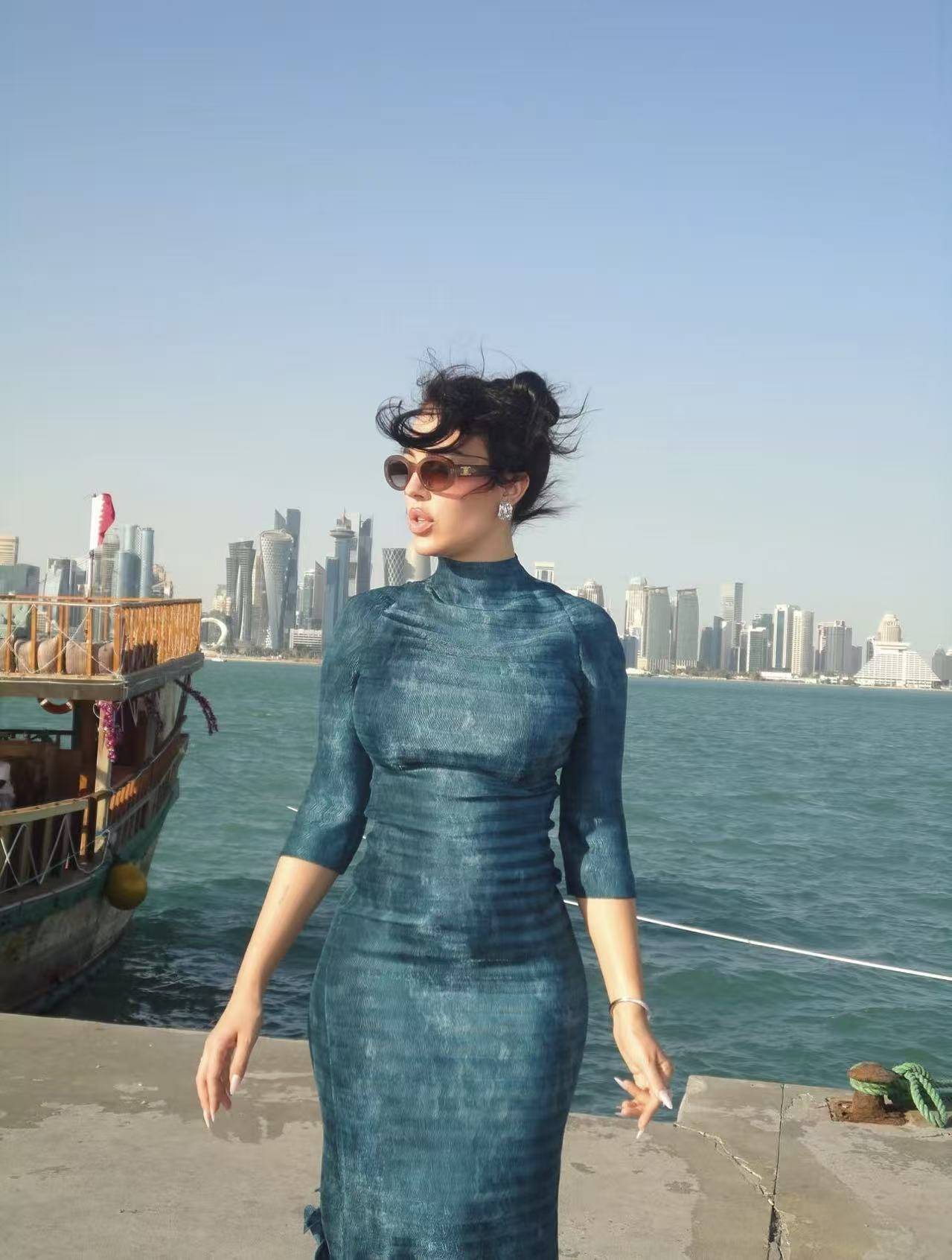组图:C罗未婚妻社媒晒美照 身材凹凸有致_乔治娜_配文_感觉