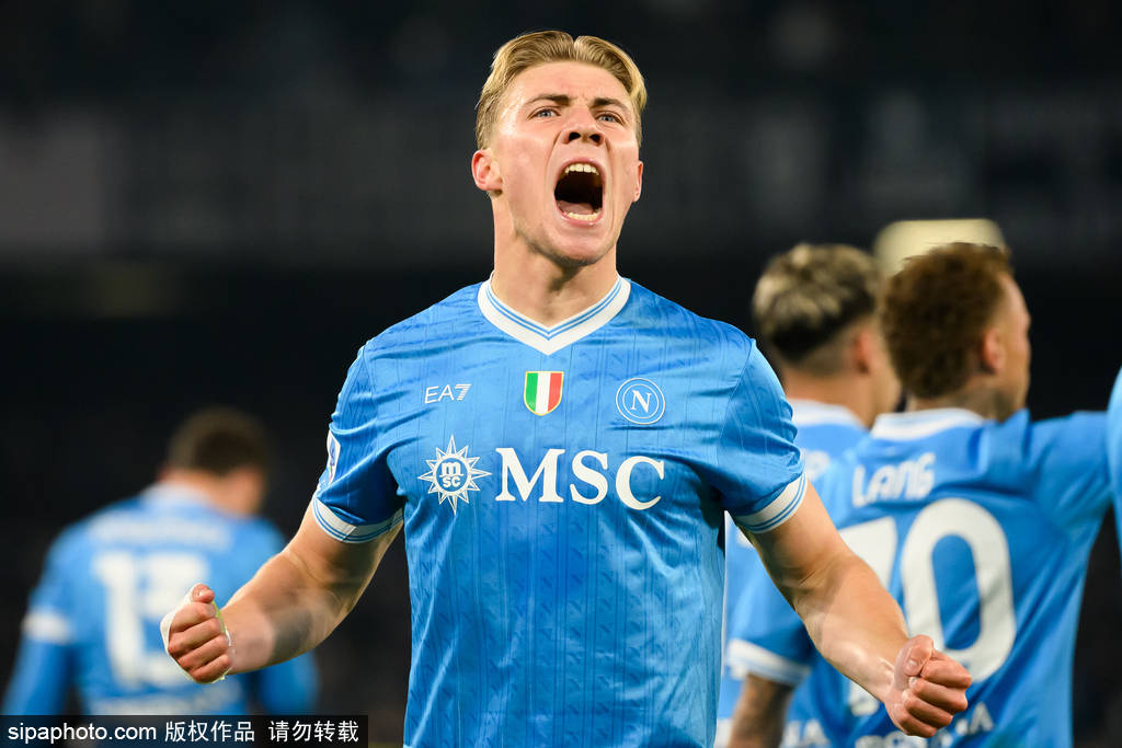 意甲-霍伊伦双响伊尔迪兹破门 那不勒斯2-1尤文暂登顶