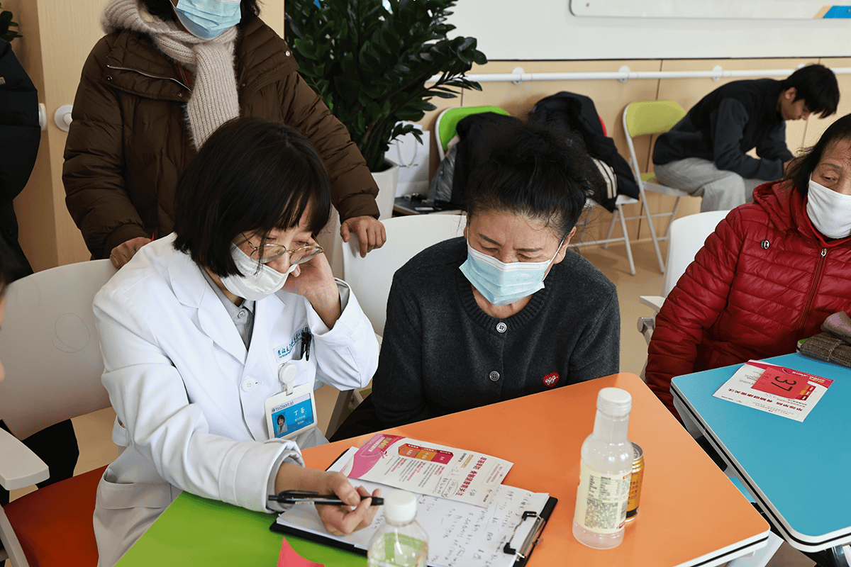 關(guān)于友誼醫(yī)院幫忙掛號(hào)陪同看病疫苗接種按時(shí)協(xié)助，全程不耽誤的信息