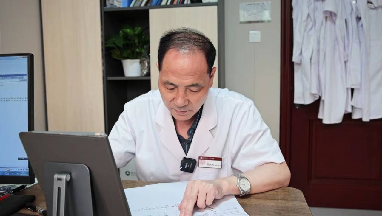 深耕中医甲状腺40载，贾永忠主任标本兼治铸口碑