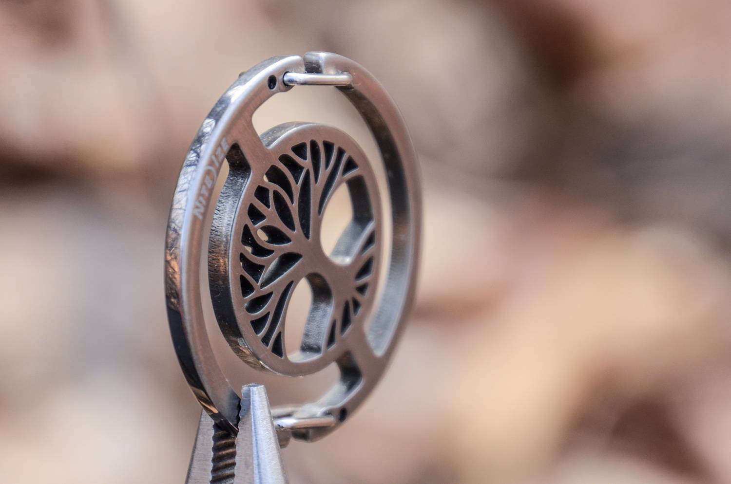 奈爱生命之树,钥匙扣的美学与实用双重奏