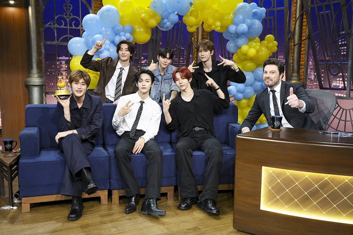 RIIZE连巴西也完美征服所到之处话题不断！登上电视脱口秀 参与涂鸦创作 摩天轮点灯仪式多样宣传活动引热议！封面图