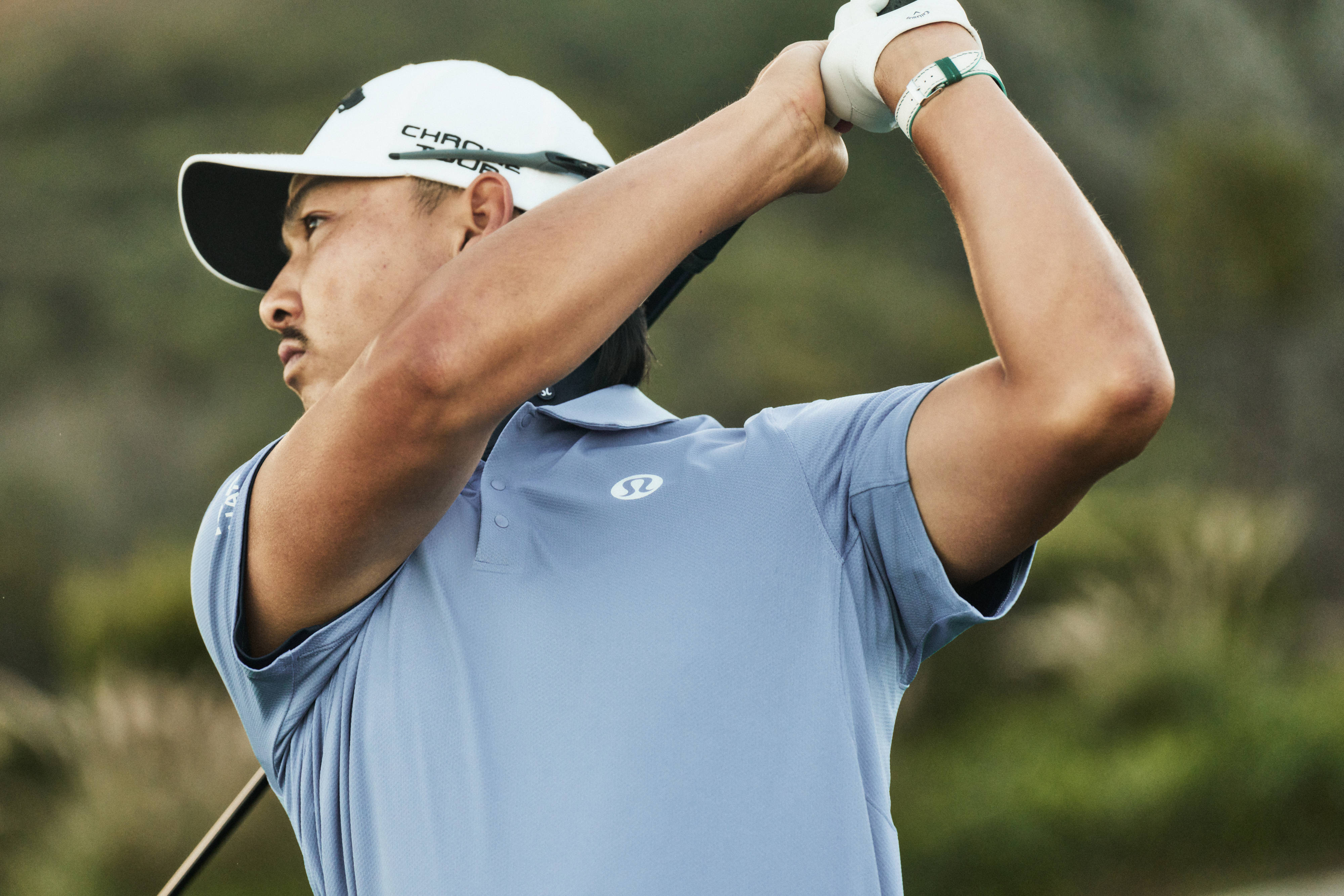 2-lululemon大使李旻宇身着ShowZero&trade; 经典剪裁休闲衫.jpg