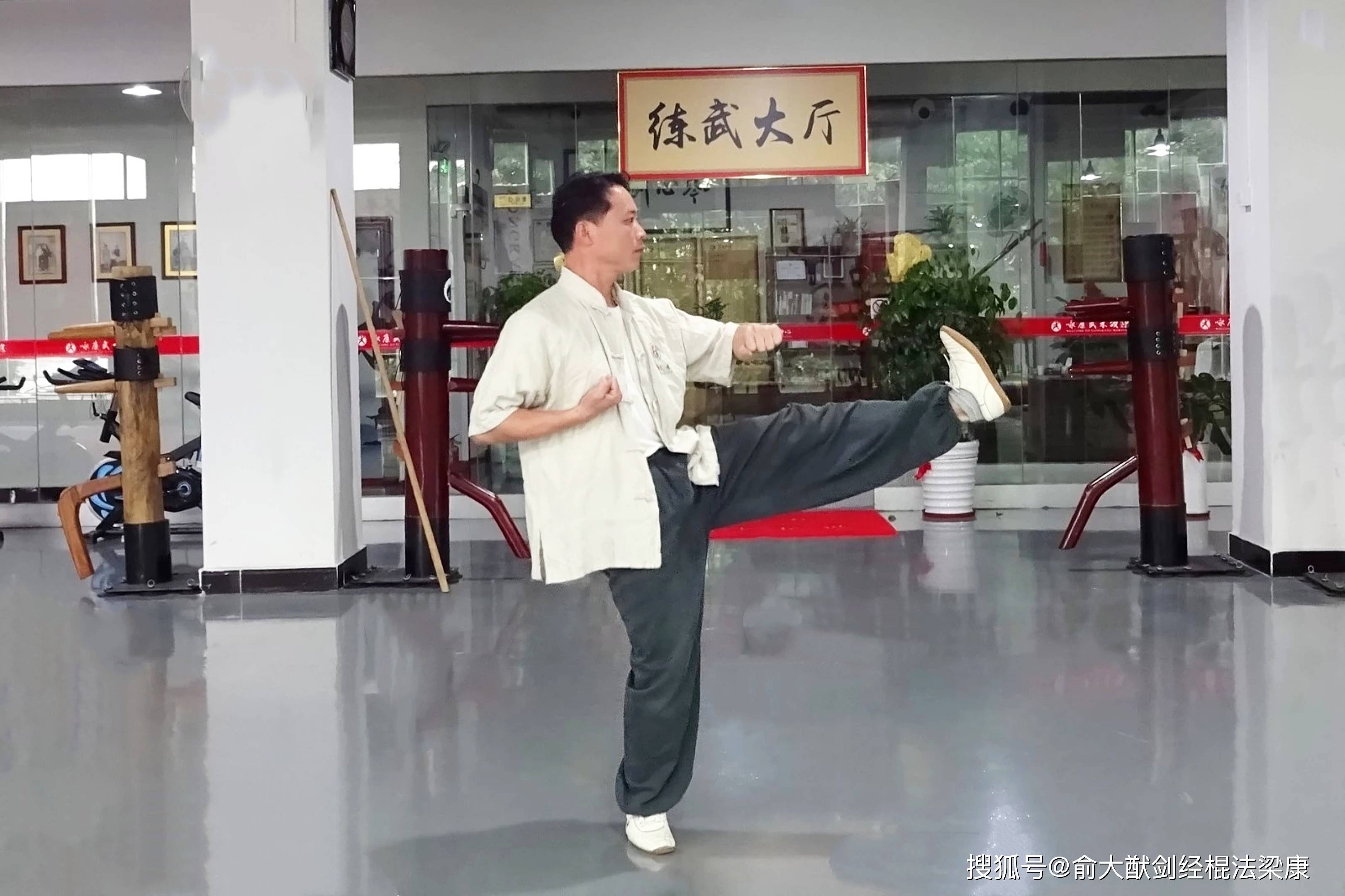 正蹬.jpg