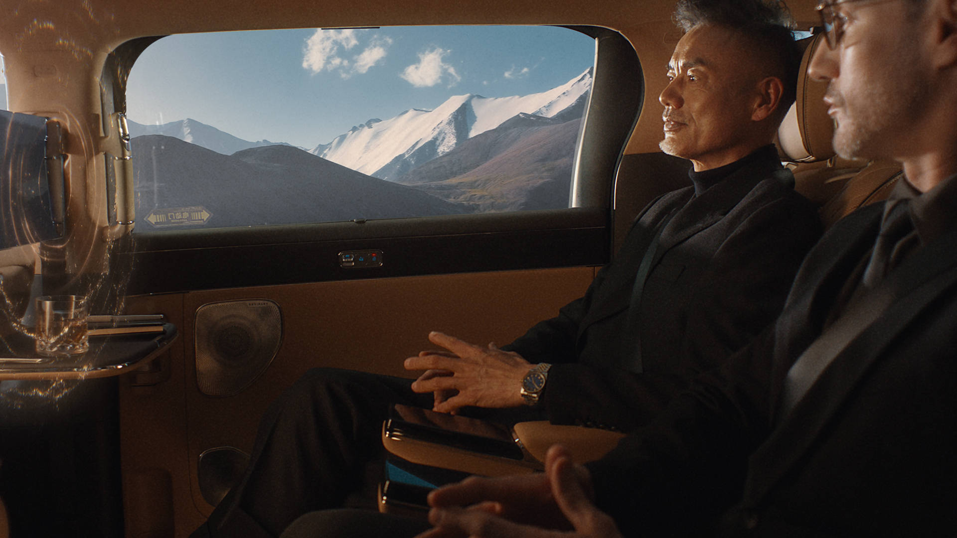 《第二代腾势D9带来九大新迭代，驾乘体验实现越级突破，35.98万元起》