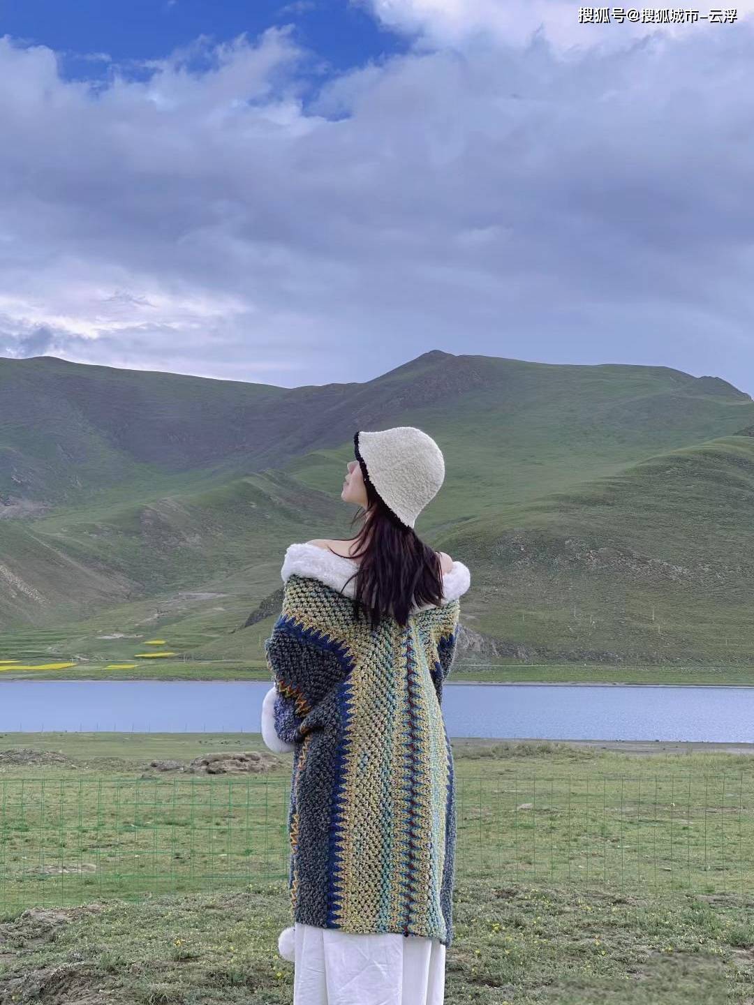 羊卓雍错 单女 (13).jpg