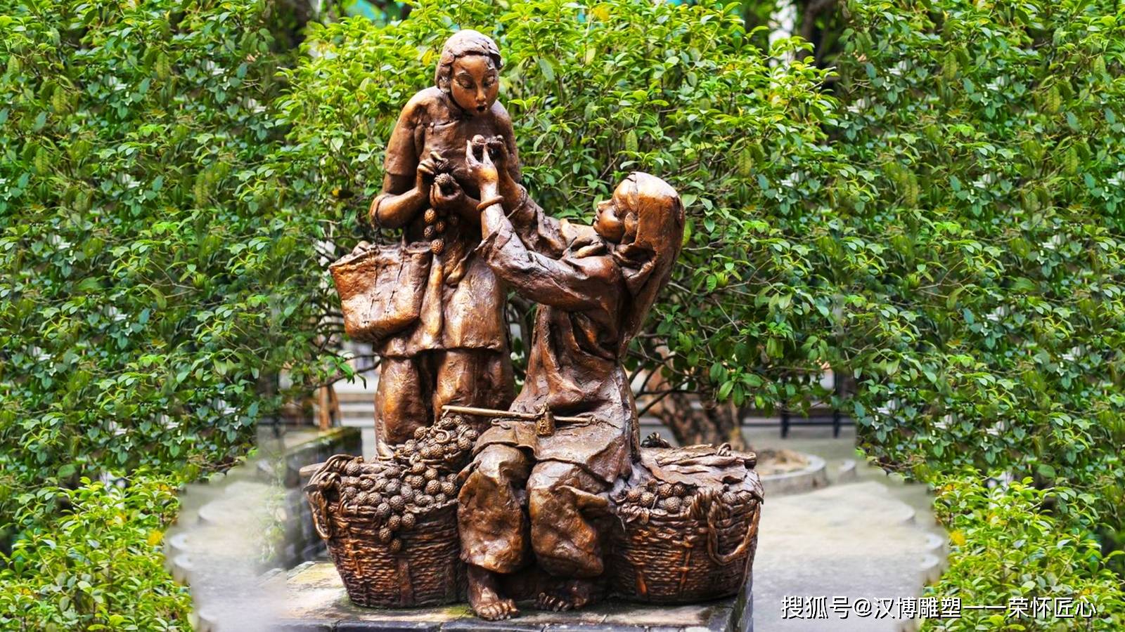 玻璃钢荔枝雕塑 乡村文旅特色水果景观 丰收主题艺术摆件
