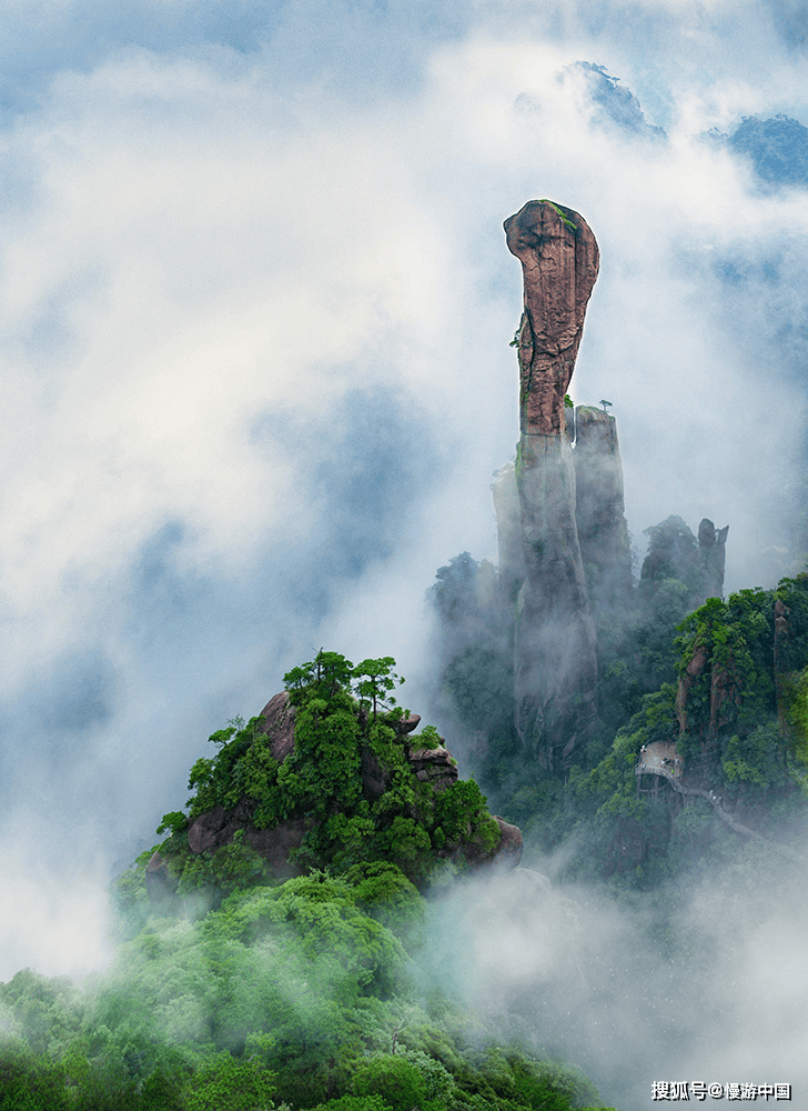 巨蟒出山_1.jpg