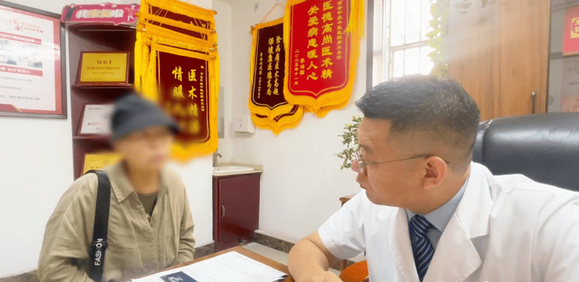 脖子一疼就是癌变？西安甲康李三提醒：甲状腺结节出现疼痛，真正要警惕的是这几种情况
