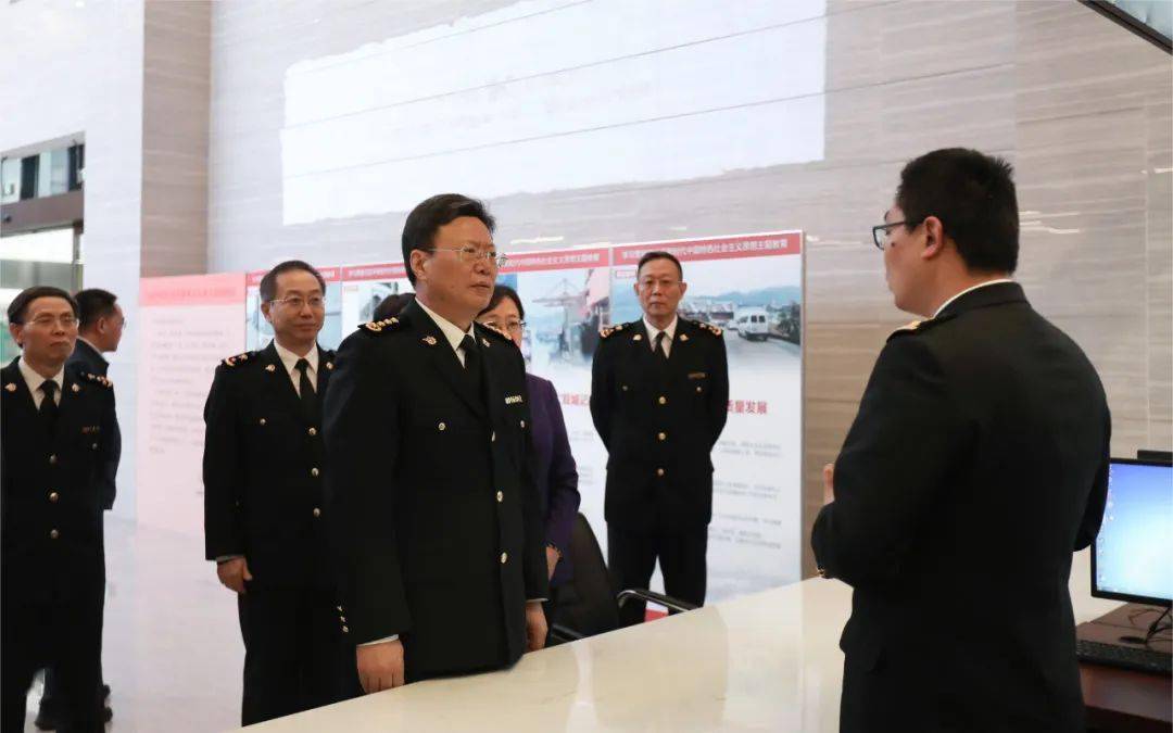 海关总署署长俞建华到重庆调研 支持重庆打造内陆改革开放新高地_服务