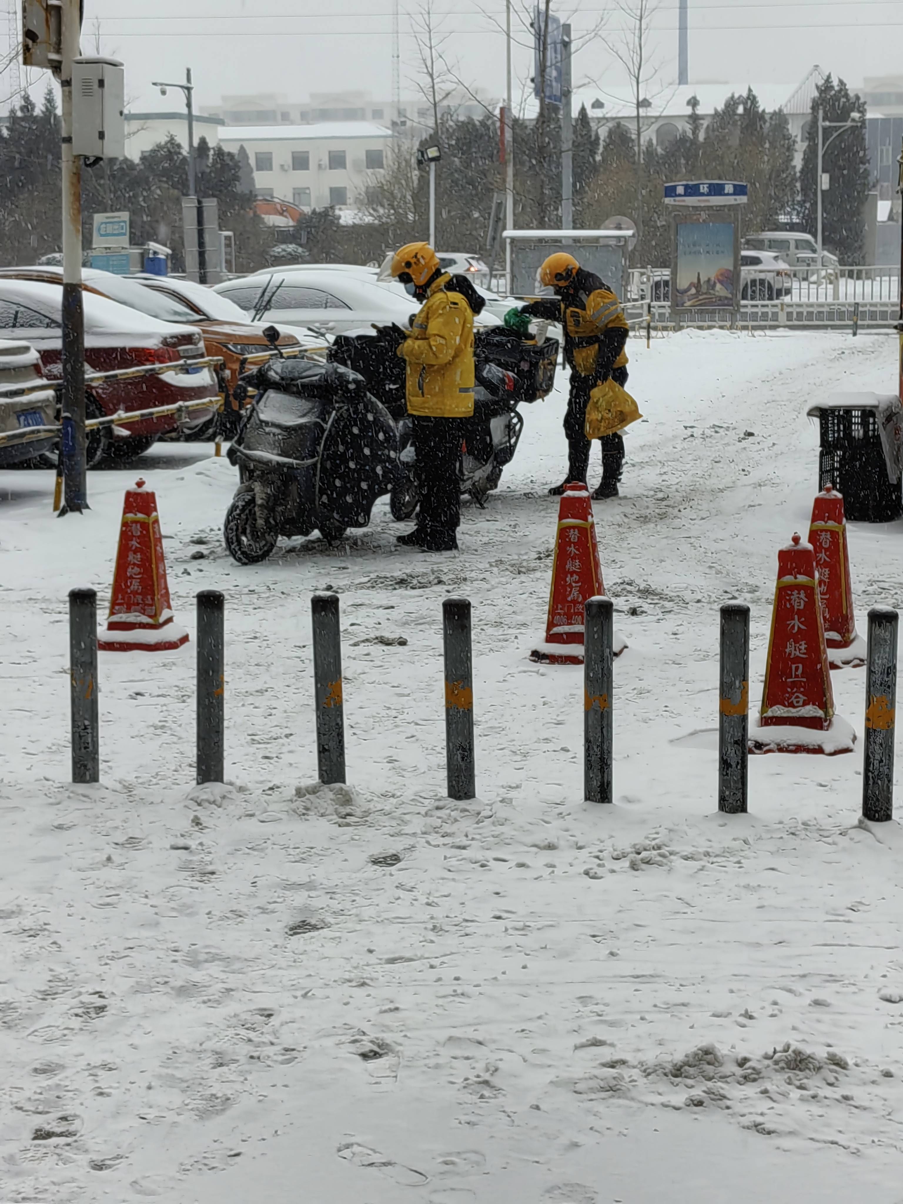 下大雪照片图片