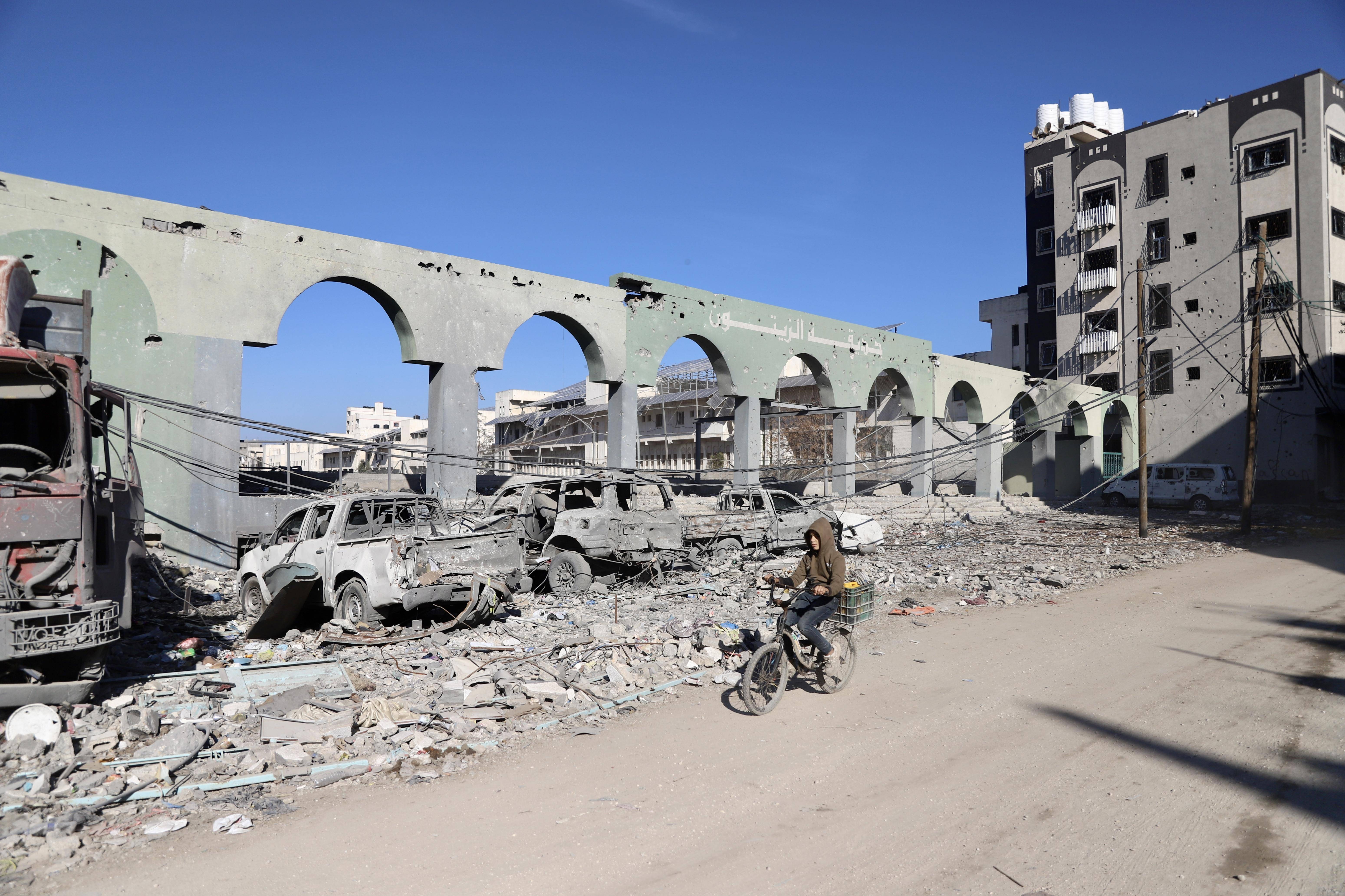 加沙城:废墟中的生活_新华社_穆罕默德·_加沙地带