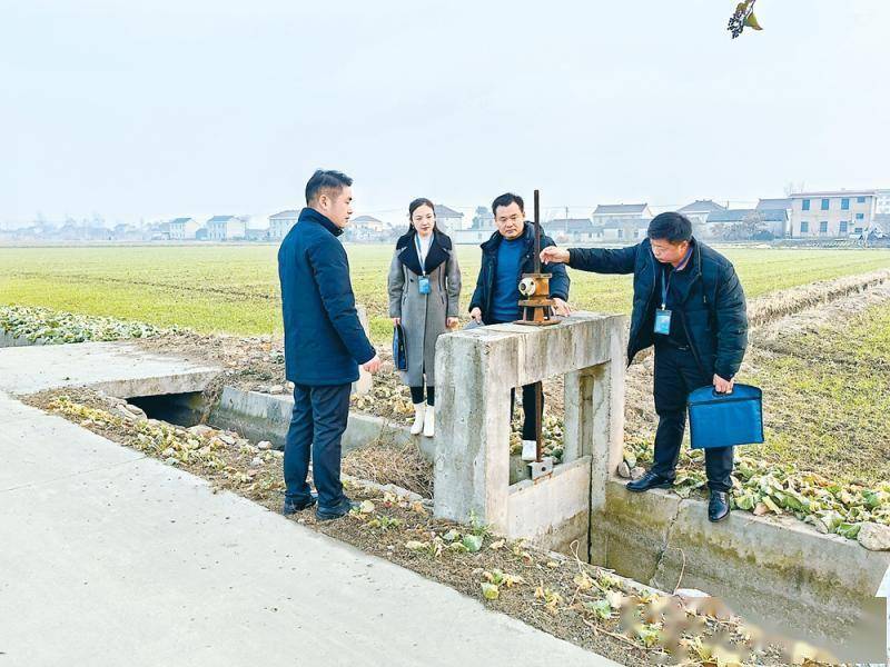 深度关注 守住耕地这个命根子_建设_农田_保障