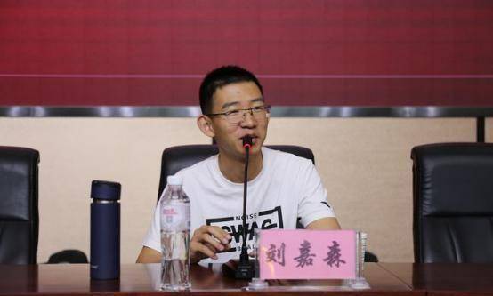 可3年后,刘嘉森却赚到了300万_方法_孩子_学子