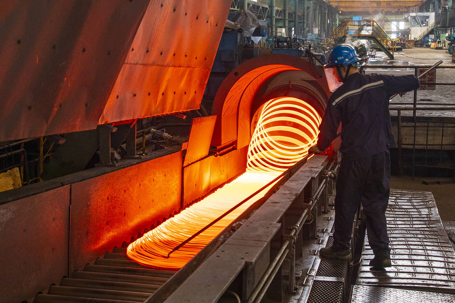 开发出系列产品,首钢水钢新产品研发佳音频传_进行_技术_控制