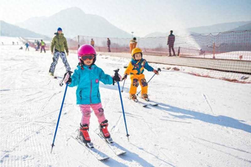 大學生有優惠,兒童卻是成人價,北京滑雪場為啥沒兒童票?