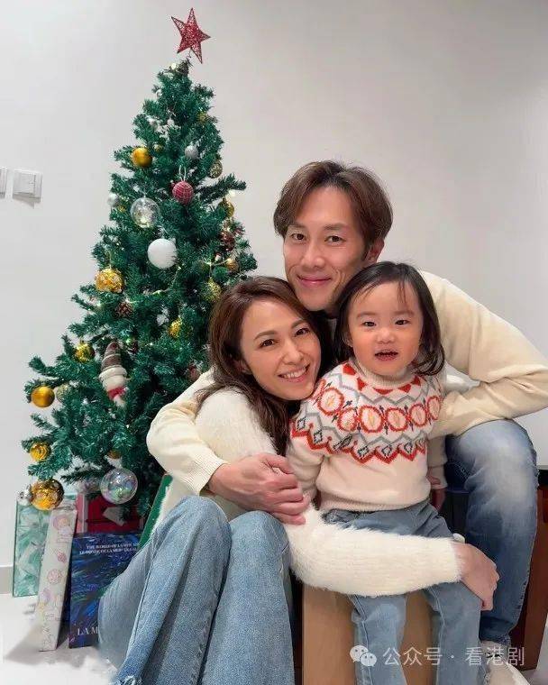 汤怡回应婚变传闻 自荐做洗碗工养家_老公_留言_员工