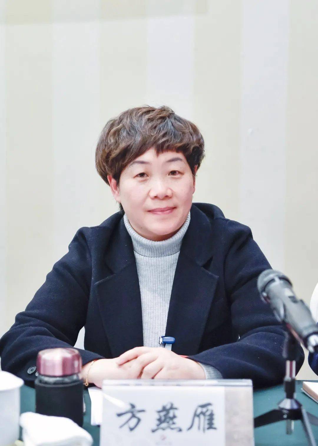 市人大代表,嵊州市初级中学校长 方燕雁搭建政企"连心桥"   助企