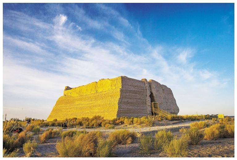 敦煌_玉门关_鸣沙山